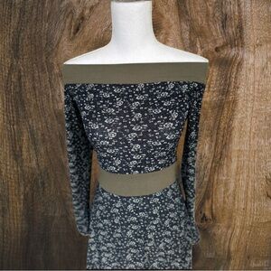 Navy & Tan Long Sleeve Boat Neck Fit & Flare Floral Dot Dress Size Small